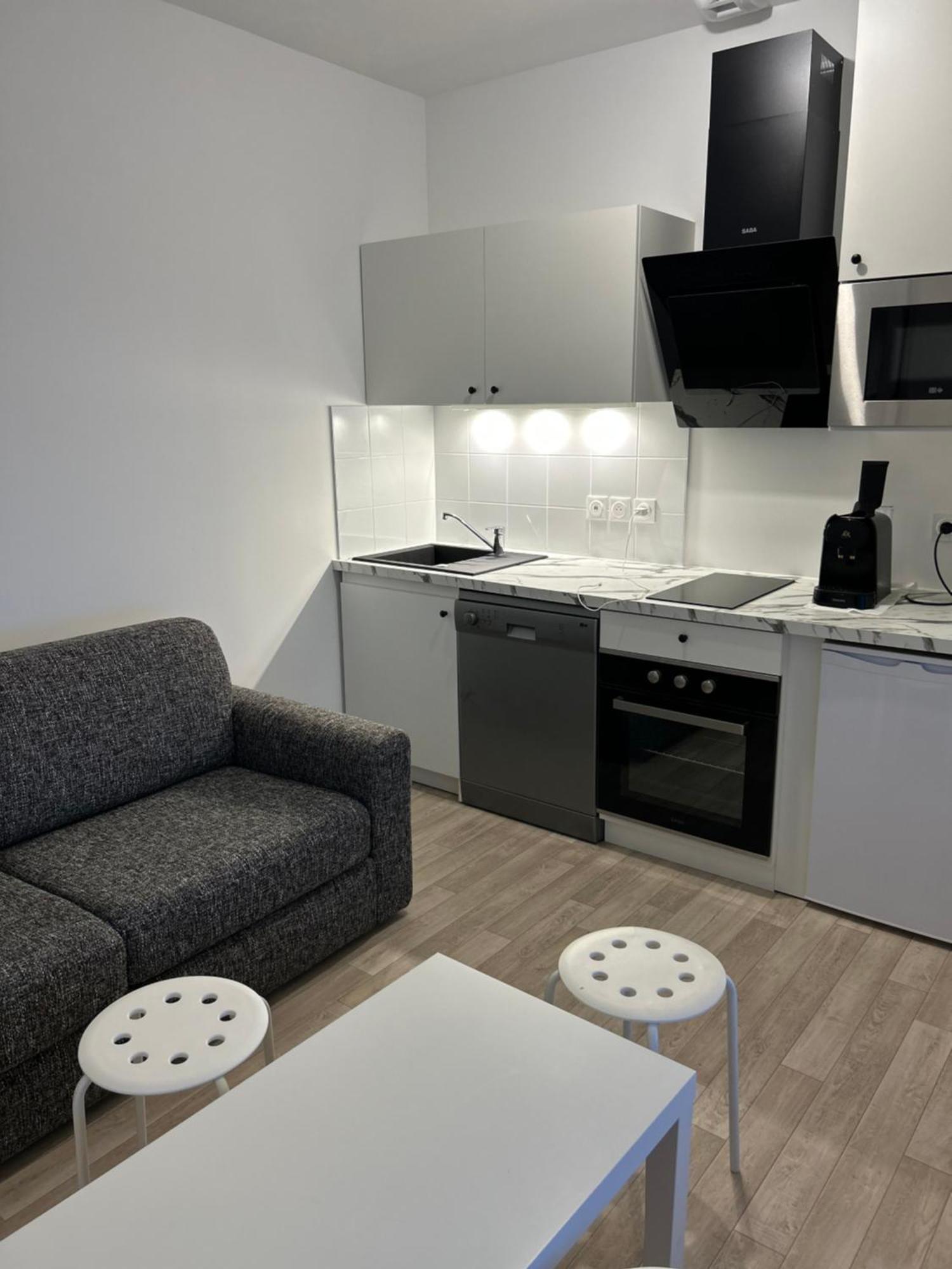 Studio Moderne Apartment Мелюн Екстериор снимка